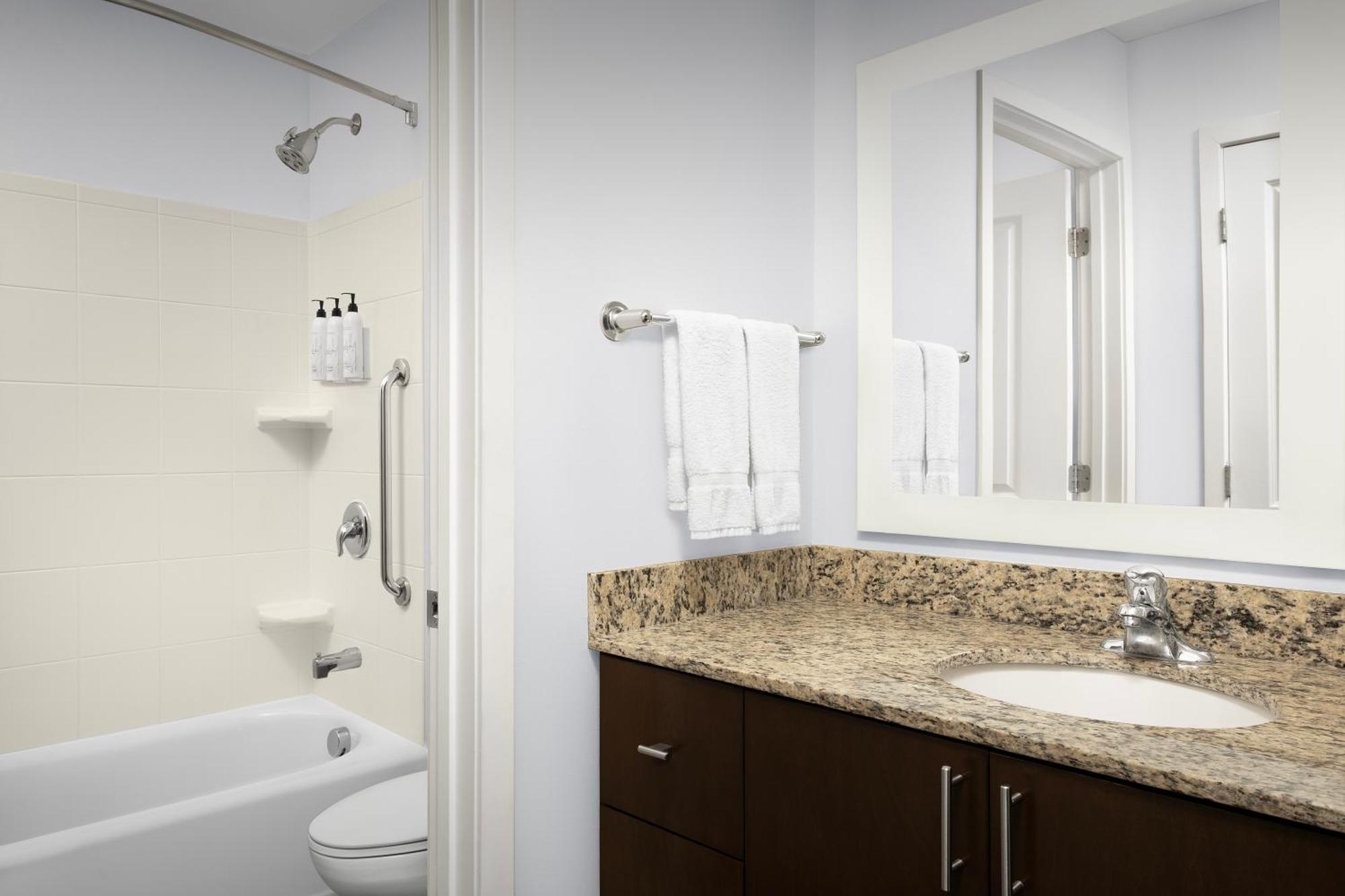 Towneplace Suites By Marriott Goldsboro Ngoại thất bức ảnh